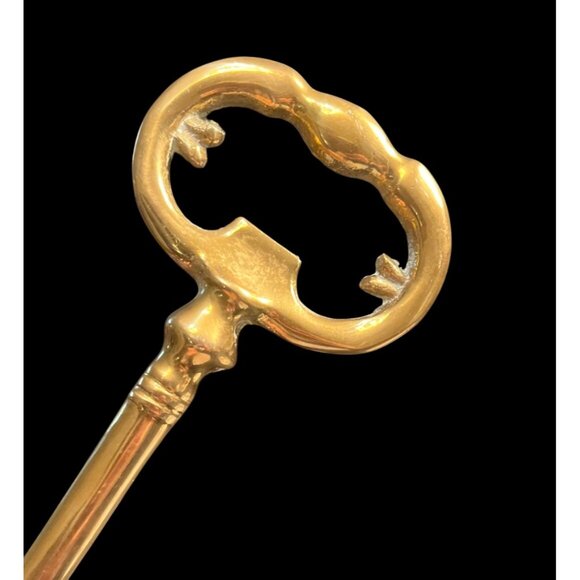 Vintage Solid Brass 8" Skeleton Key Bottle Opener Wall Hanging - Picture 3 of 4